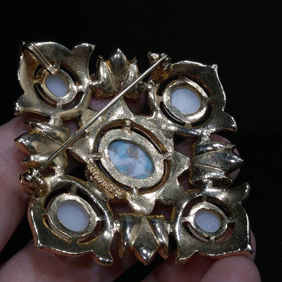 Vintage Sarah Coventry Turquoise Pendant Brooch, Robin Egg Cabs, 1960s Jewelry - Picture 5 of 10